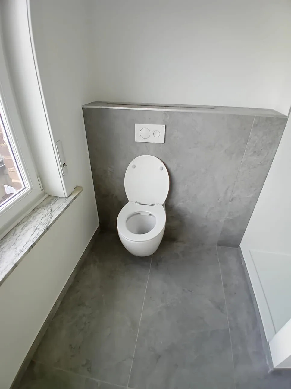 Bathroom and vanity details