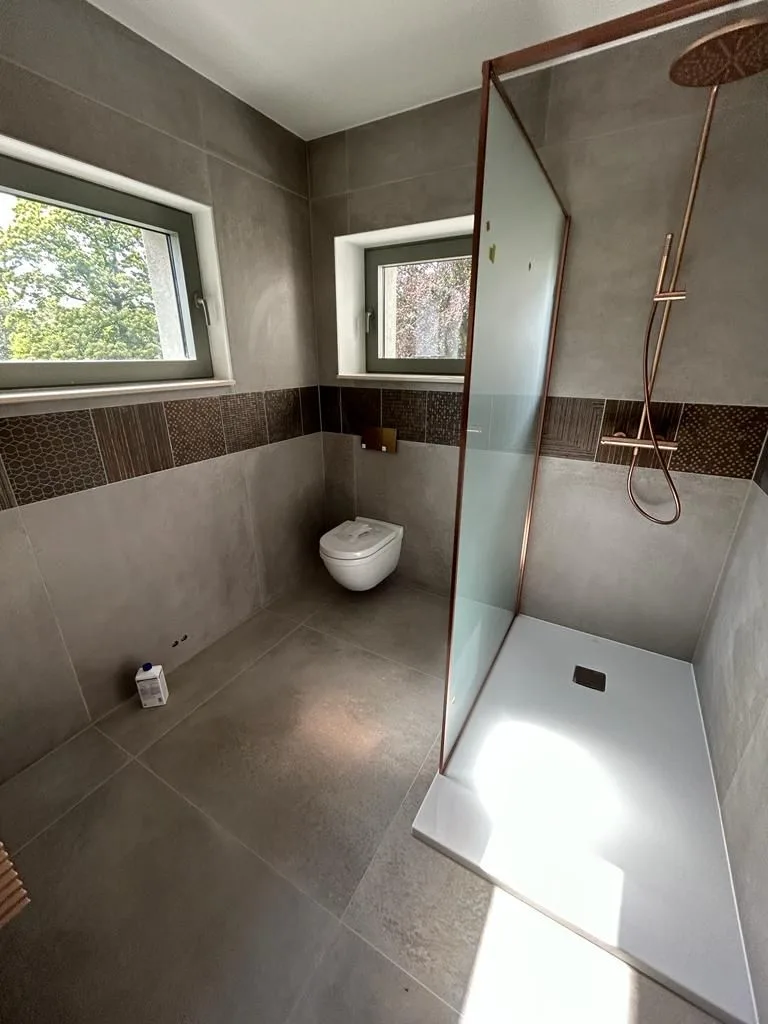 Bathroom with coordinated finishes
