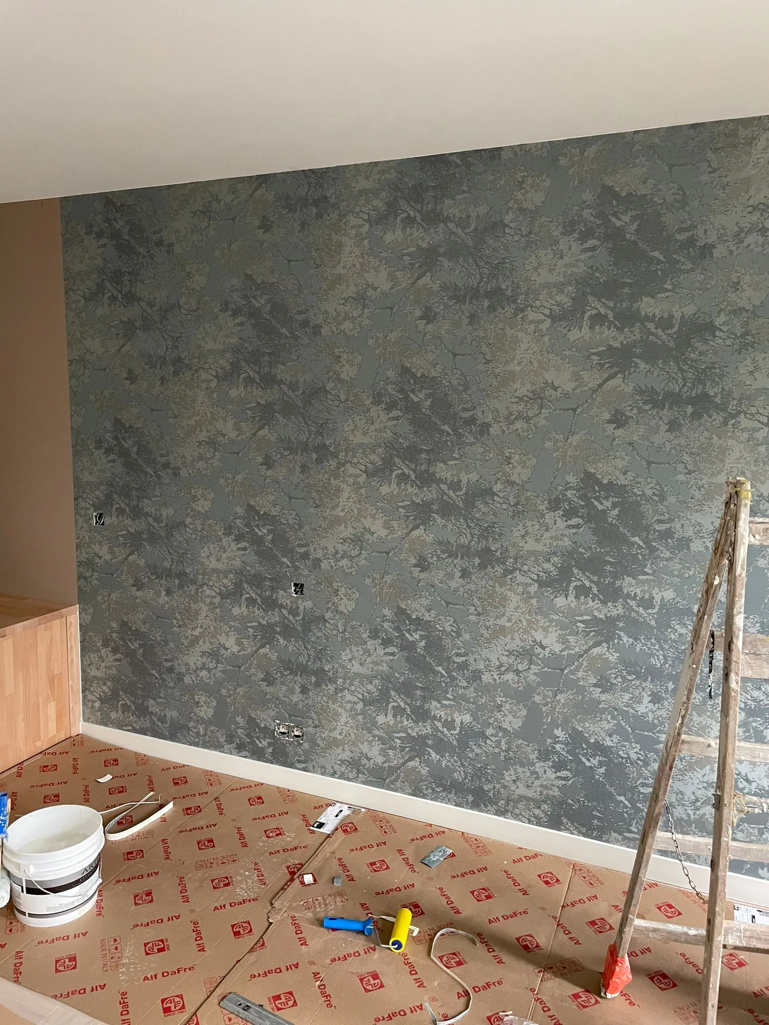 Decorative wall and bedroom finishes
